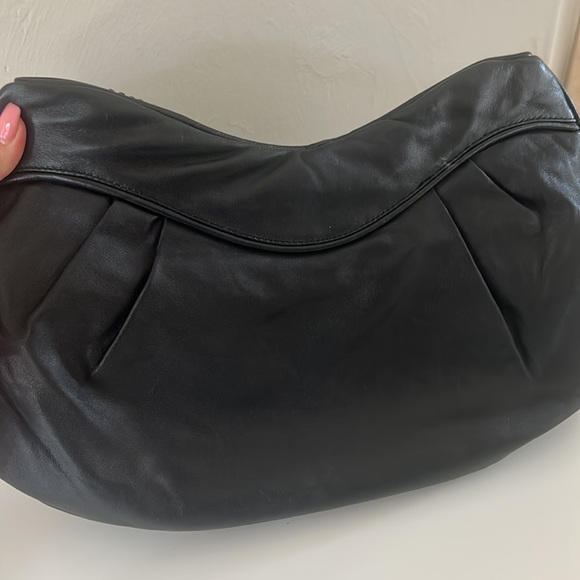 Buba Clutch. - Picture 4 of 7